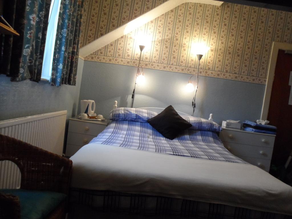 Galway 3*